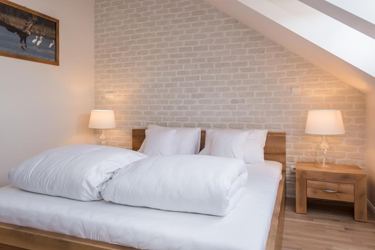 Hotel Naturum Milicz Bagian luar foto