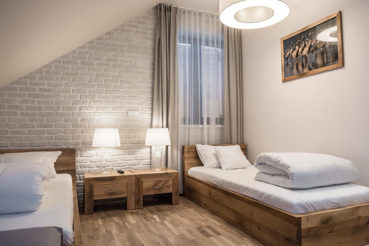 Hotel Naturum Milicz Bagian luar foto