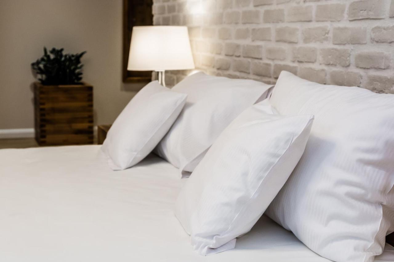 Hotel Naturum Milicz Bagian luar foto