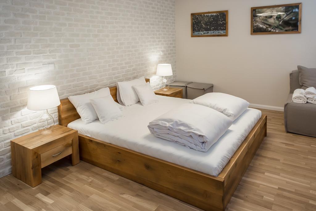 Hotel Naturum Milicz Bagian luar foto